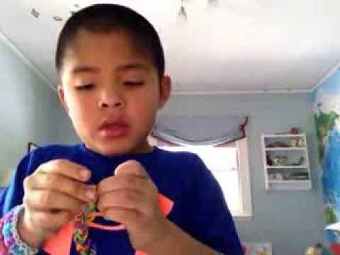 Rainbow Looms: How to make a "Sailor's Pinstripe" with ONLY your fingers!