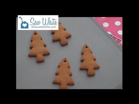 How to Make Gingerbread Biscuit Hanging Decorations for Christmas