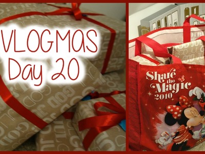 Wrapping Christmas Gifts & Mini Birthday Haul ♥ VLOGMAS Day 20