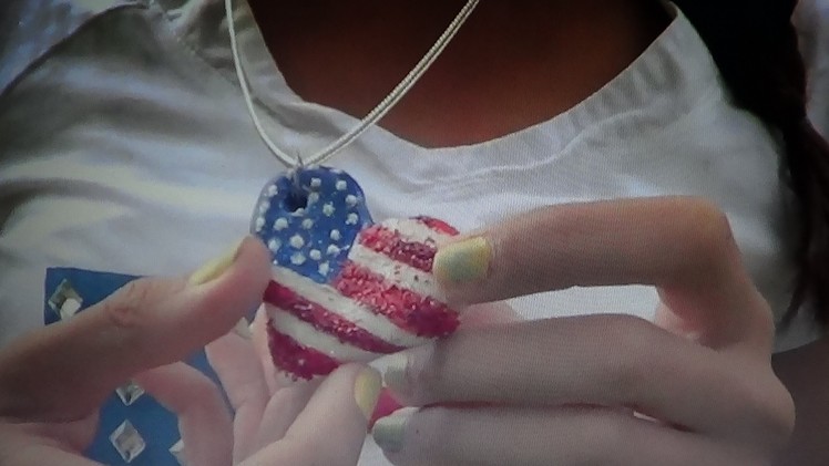 DIY American Flag Heart Necklace -HowToByJordan