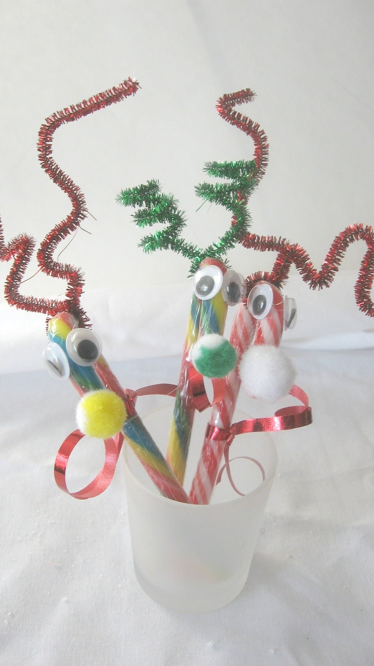 DIY.How to make Candy Cane Reindeers Tutorial. Candy Cane Reindeer Ornament