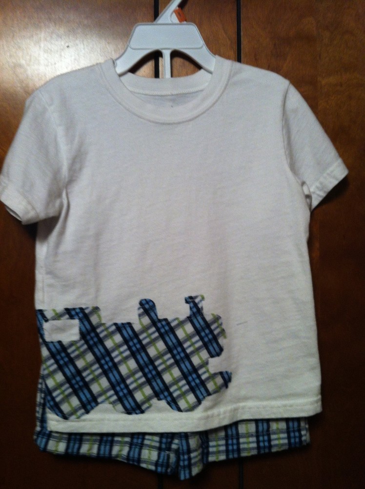Tutorial: How to use Heat'n Bond to make a custom shirt!