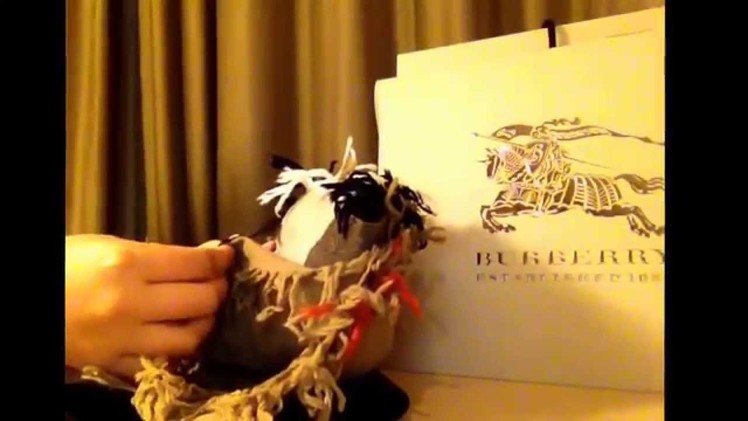 Burberry 100% wool scarf unboxing