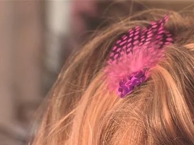 How to make hair clips for a baby
