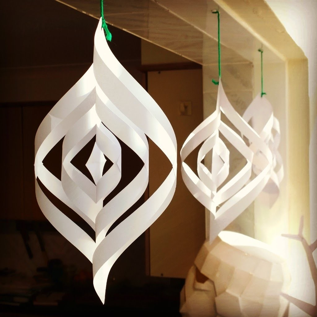 Quick and easy paper Christmas decorations