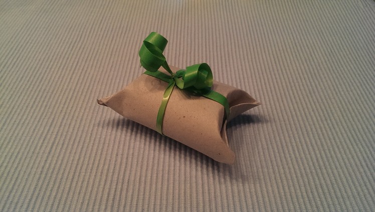[CREATIVE] Toilet Paper Roll - The Perfect Gift Wrapping