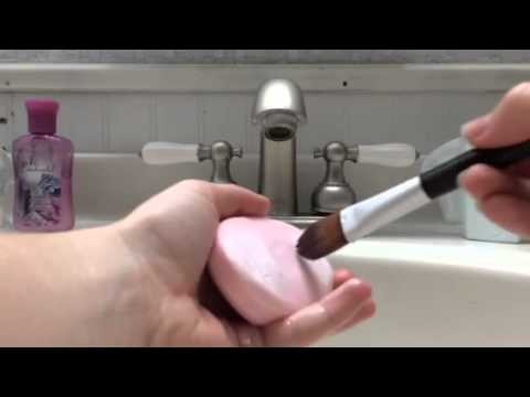 How to clean your makeup brushes without brush cleaner