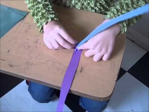 How to make a paper jacob's ladder ornament