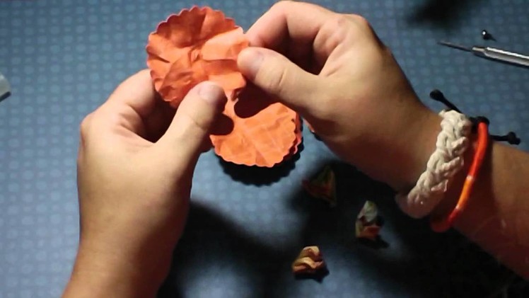 Paper chrysanthemum tutorial