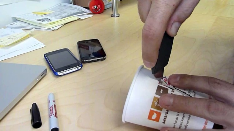 Quick & Stable Smart phone stand from paper cup