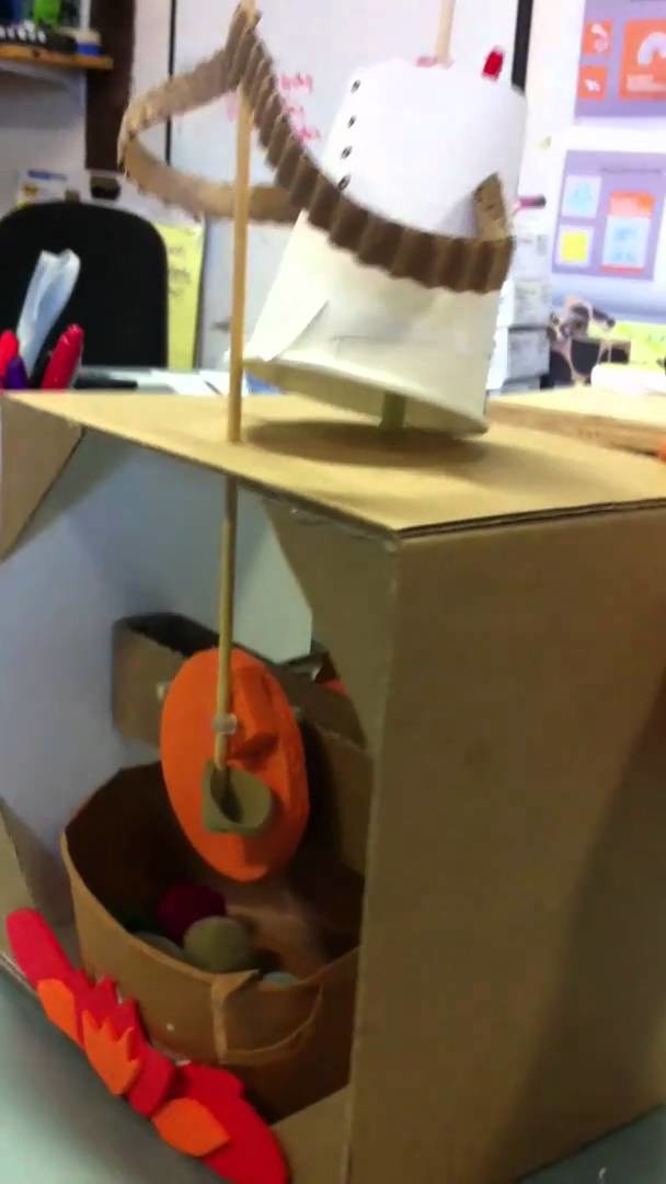 Cardboard and paper automata