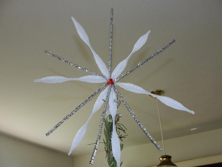 Chenille Stem Snowflake Ornament Tutorial (Pipe Cleaner)