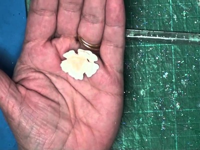Spellbinder Blossoms (card-making-magic.com)