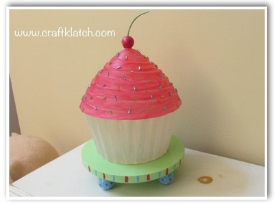 DIY Colossal Cupcake Lamp How To