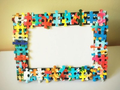 Tutorial: Recycle old puzzles to decorate a photo frame - Best out of waste