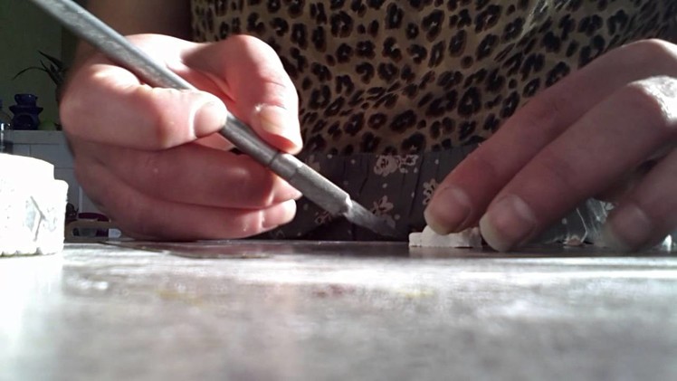 How to use hard moulds for polymer clay