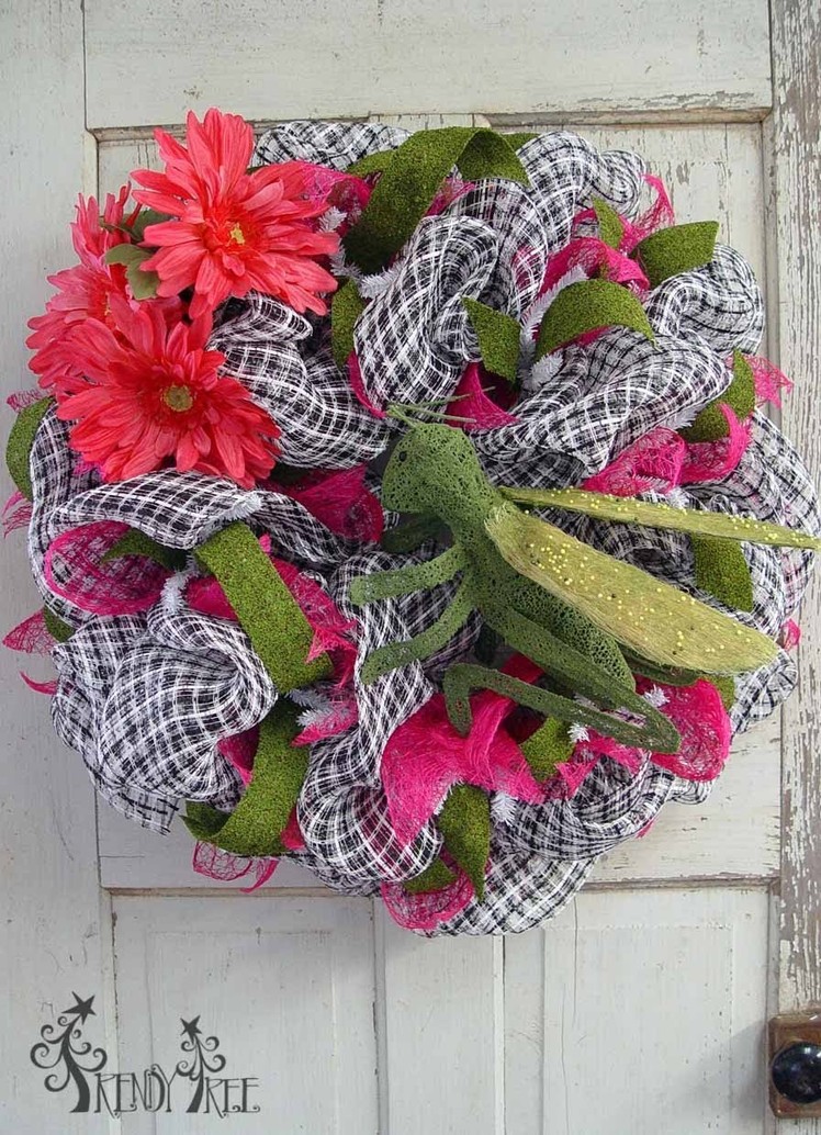 Spring Basket Weave Wreath with Grasshopper Tutorial