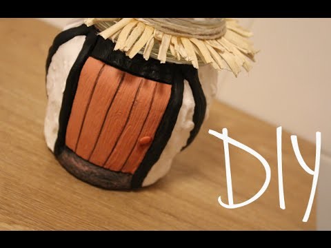 DIY: Tudor Cottage Jar