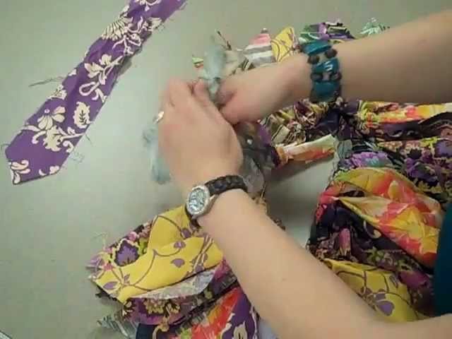 How to Tie Fabric to Make a Skirt (Tutu)