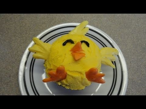 Decorating Cupcakes: #37 Baby Chick