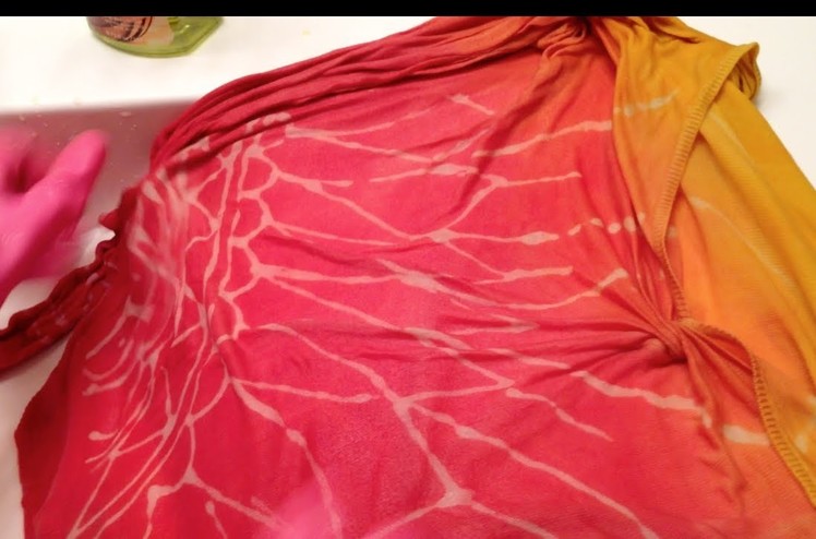 DIY Batik melted color shirt