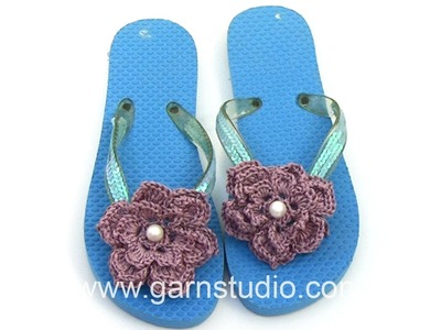 DROPS Crocheting Tutorial: How to spice up your summer slippers