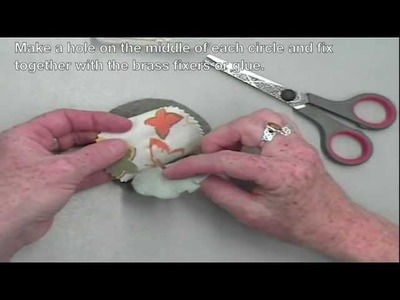 How to make an easy fabric brooch
