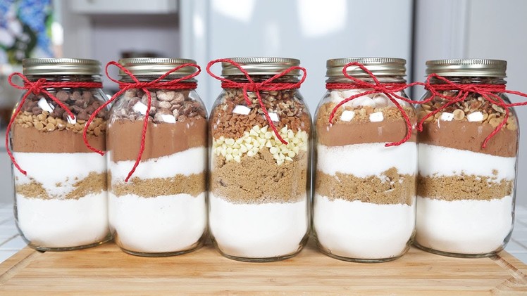5 Brownie-In-A-Jar Recipes | Edible Gifts