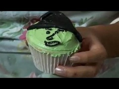 How To Decorate Cupcakes With Witch Icing