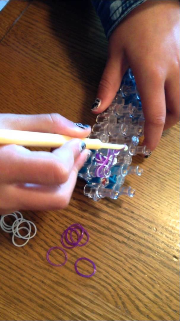 How to make a rainbow loom fishtail ring or bracelet