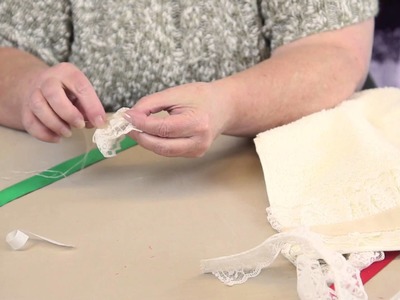 How to Decorate a Face Towel for Christmas : Holiday Crafts & Decorations