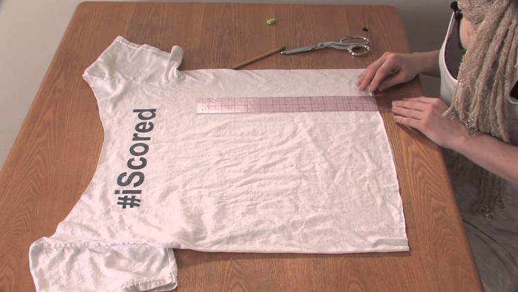 How to Make a Fringed Shirt : DIY Shirt Designs