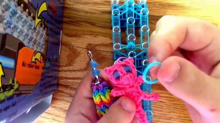 How to make a rainbow loom mew pokemon charm part 1 of 2