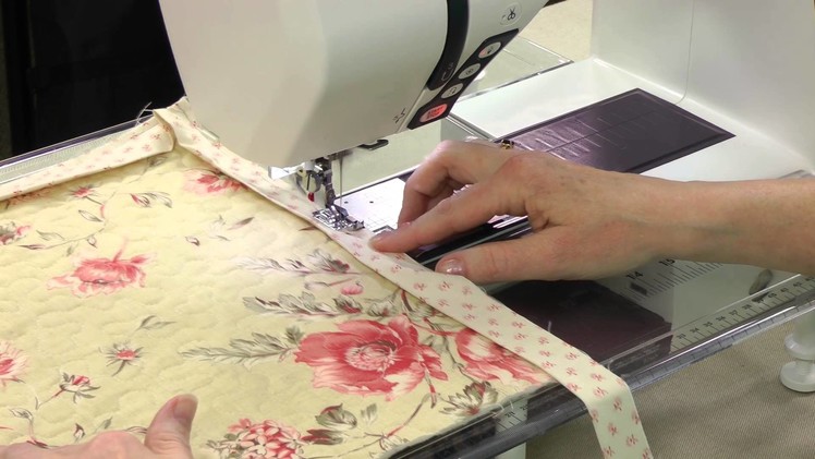 Quilt-Binding Tutorial & Autumn 2013 Issue Preview of Quilter's World