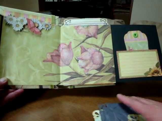 Scrapbooking "Spring paperbag mini album"