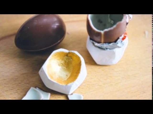 9 Easy DIY Easter Egg Holders And Cups