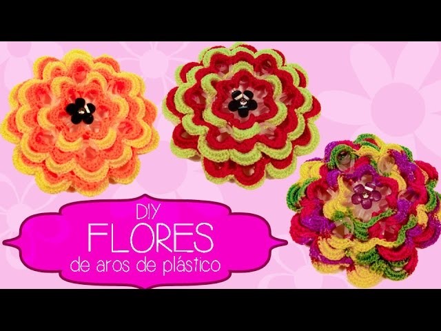 Flores 3D de aros de plástico.3D Flowers made with water botle plastic rings