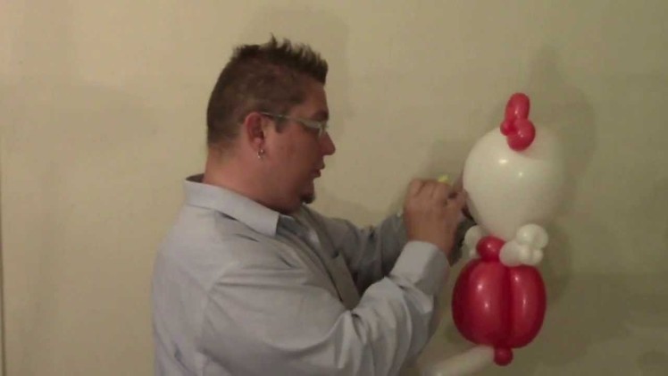 Jumbo Hello Kitty Balloon Animal | ChiTwist Chicago Balloon Twisting
