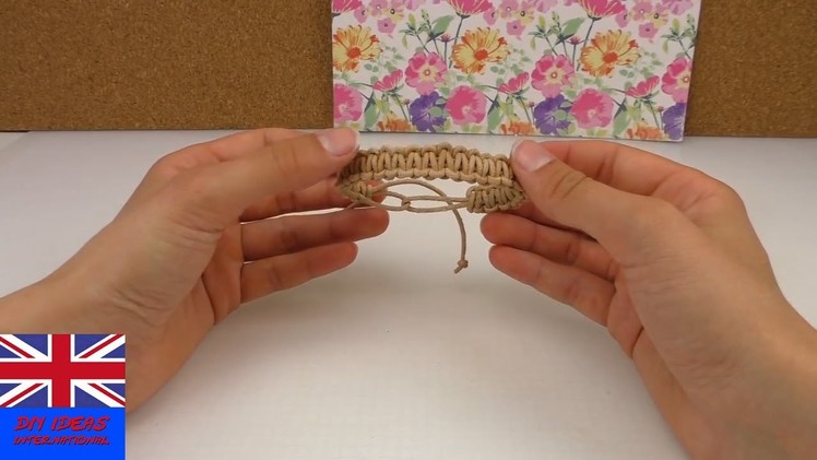 Macrame bracelet tutorial for beginners - How To Make Your Own Macrame Bracelet - Easy and Quick