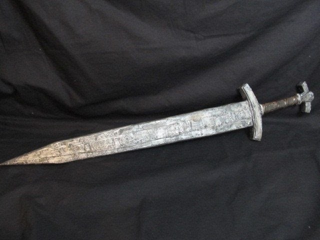 Make the Iron Sword from Skyrim