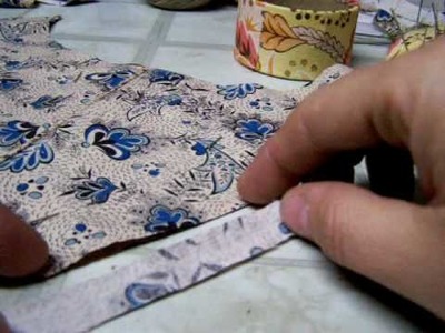 Piping a seam