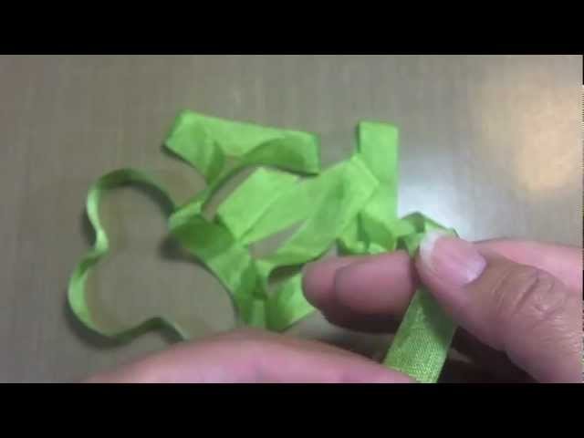 "Pretty-ing Up" your seam binding and how to make the perfect bow, tutorial!