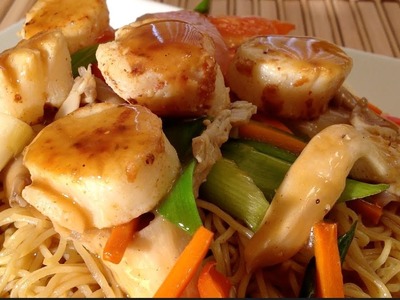Stir-Fry Noodles with Seared Scallops-How To Make Scallops With Stir Fried Noodles-Seared Scallops