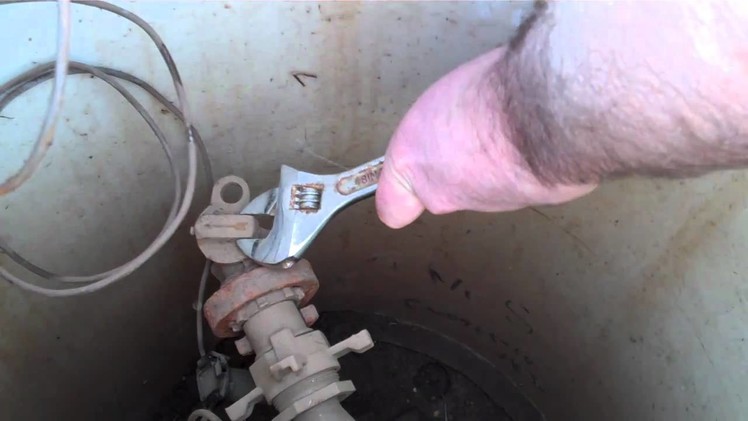 How to turn the water off at your water meter.