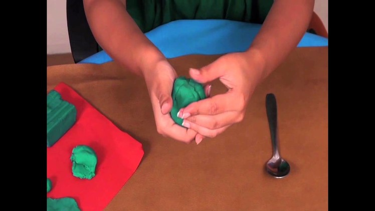 11 - Play Doh FUN | Learn How to make an Alien | Easy DIY Play Doh Tutorial