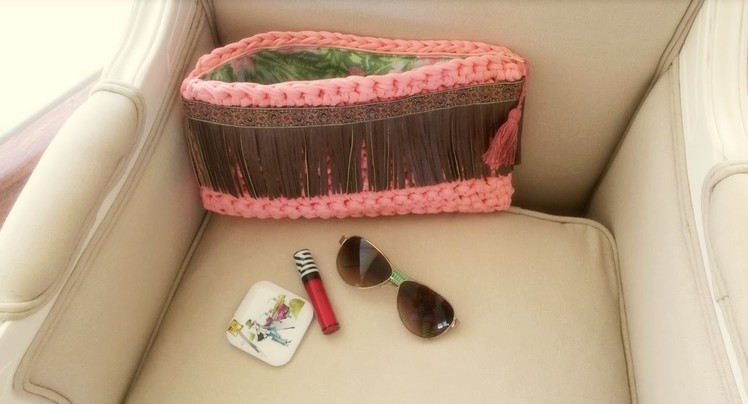Cómo hacer un bolso trapillo. How to make a crochet handbag.