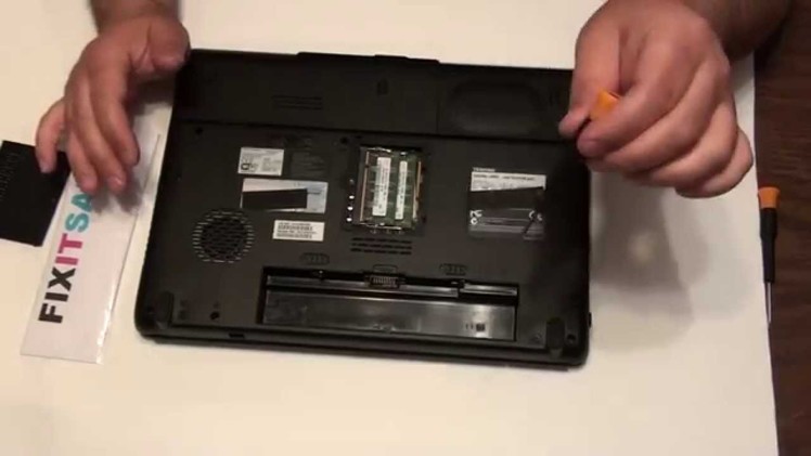 DIY How to repair your laptop's CD rom,  hard drive & memory in no time ?