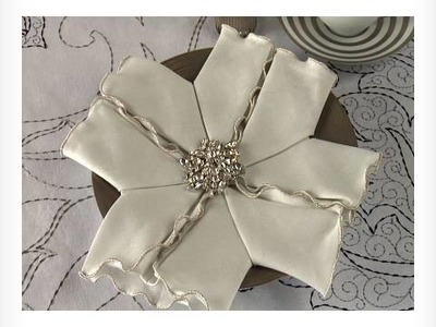 How to Fold a Snowflake Napkin for the Holidays