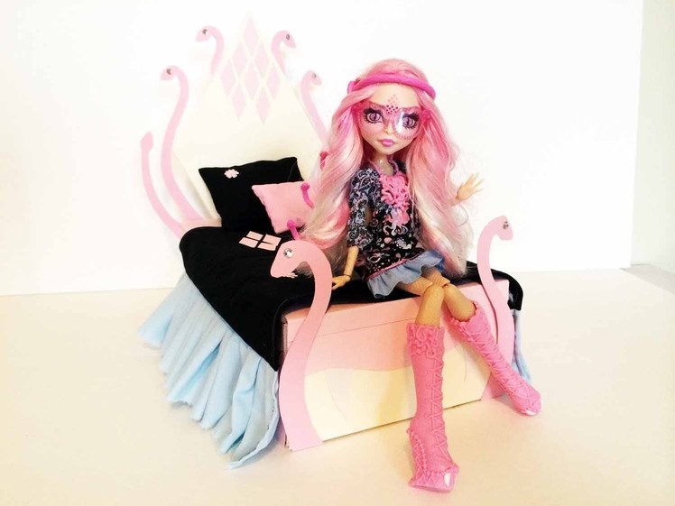 How to make a Viperine Gorgon Doll Bed Tutorial. Monster High