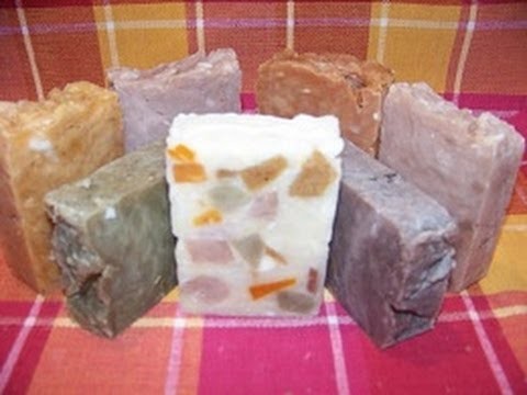 How to Make Homemade Lye Soap, Coloring with Spices and Natural Clays